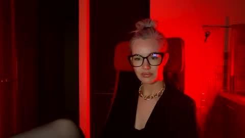 qusi28 online show from 02.20.25