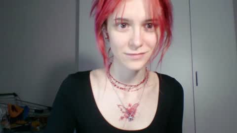 Snapshot of quyenpollio chatting on 06.18.26 Lana Pollio online show from 06.18.26