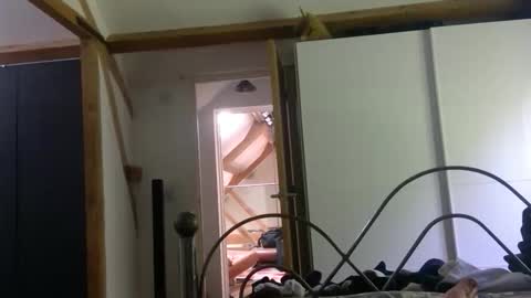 qwertyfish72 online show from 03.25.26