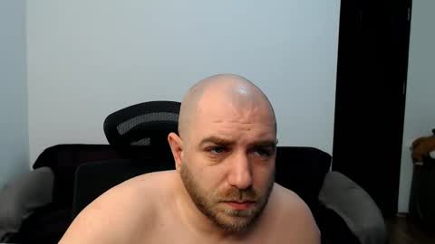 Snapshot of r0bila chatting on 03.15.26 R0bila online show from 03.15.26