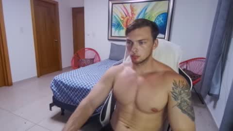 Snapshot of r9dima1998 chatting on 10.08.25 Dmitry online show from 10.08.25