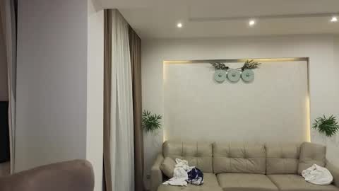 Jess  John online show from 11.09.25