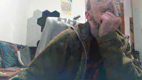 Raccoon68 online show from 12.21.25