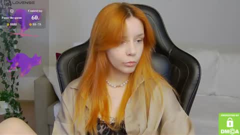 Snapshot of rachel__lips chatting on 06.17.26 rachel__lips online show from 06.17.26