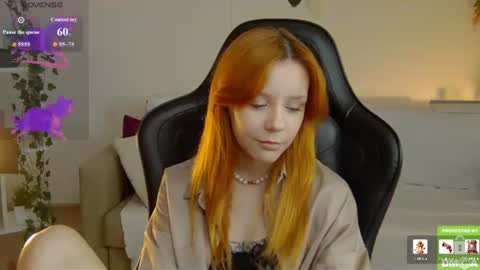 Snapshot of rachel__lips chatting on 06.18.26 rachel__lips online show from 06.18.26