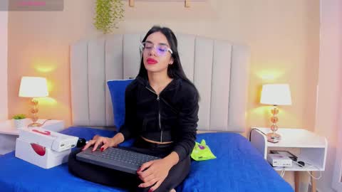 Rachel Donnelly online show from 02.03.26