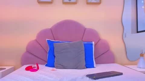 Rachel Donnelly online show from 02.18.26