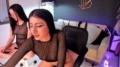 RACHEL ES online show from 12.13.24