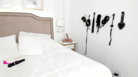 Snapshot of rachel_es chatting on 01.17.26 RACHEL ES online show from 01.17.26