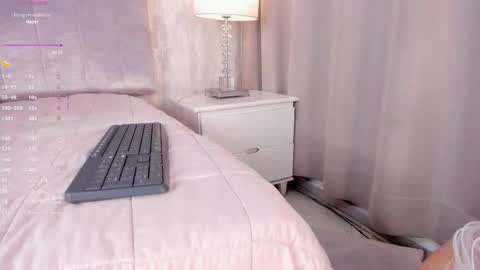 Mariana online show from 03.14.26