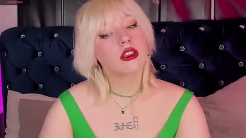 Snapshot of rachelcart chatting on 02.03.25 RachelCart online show from 02.03.25