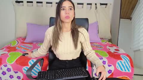 Rachell online show from 02.04.25