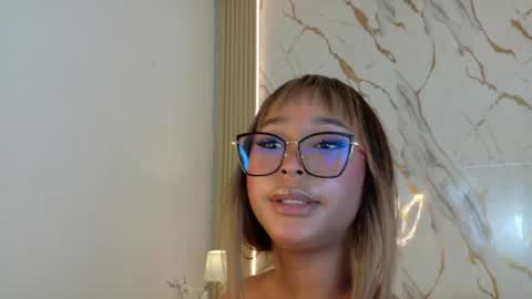 Snapshot of rachell_ebony chatting on 05.11.26 Rachel Ebony online show from 05.11.26