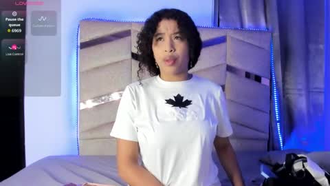 Snapshot of rachell_grey_ chatting on 04.24.26 Rachel online show from 04.24.26