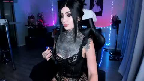 Snapshot of rachelqueen_ chatting on 08.09.26 Miko Pleasee help me get 100 likes online show from 08.09.26