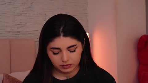 Snapshot of rachelswaan chatting on 12.22.24 RachelSwaan online show from 12.22.24