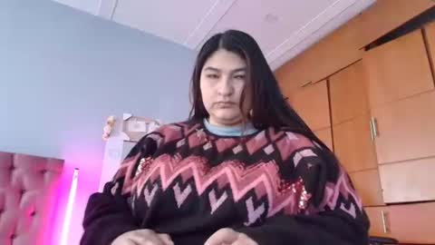 Snapshot of radiantgoddes chatting on 01.03.25 radiantgoddes online show from 01.03.25