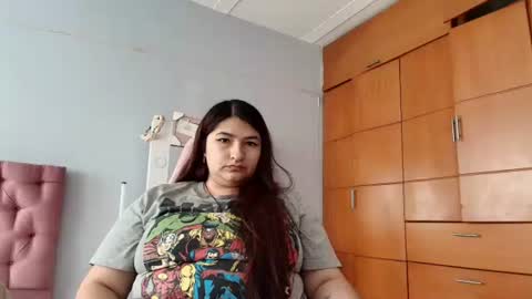 Snapshot of radiantgoddes chatting on 01.19.25 radiantgoddes online show from 01.19.25