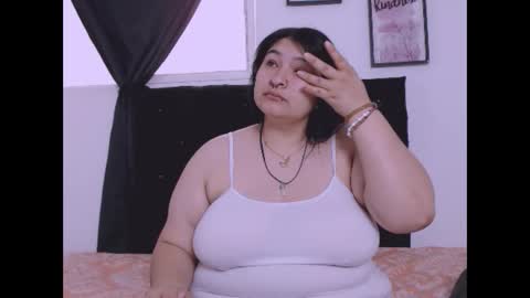 Snapshot of radiantgoddes chatting on 10.07.25 radiantgoddes online show from 10.07.25