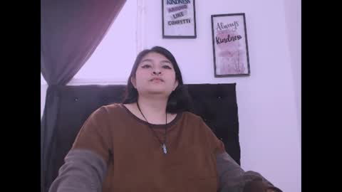 Snapshot of radiantgoddes chatting on 10.22.25 radiantgoddes online show from 10.22.25