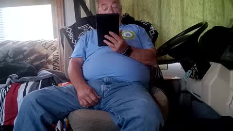 Snapshot of radiomantim chatting on 04.20.26 Radioman for fun online show from 04.20.26