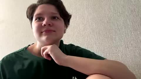 Snapshot of raegriego chatting on 05.19.26 Emmie online show from 05.19.26