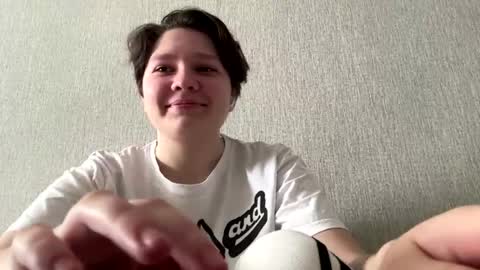 Snapshot of raegriego chatting on 05.23.26 Emmie online show from 05.23.26