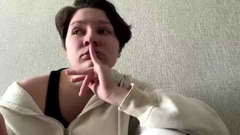 Snapshot of raegriego chatting on 05.29.26 Emmie online show from 05.29.26