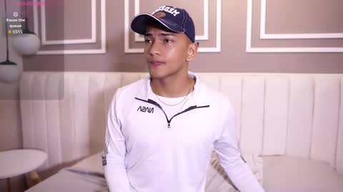 Snapshot of rafa_cruz chatting on 02.19.26 rafa_cruz online show from 02.19.26