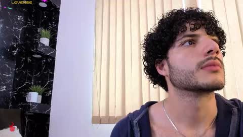 R A F A E L online show from 03.05.26