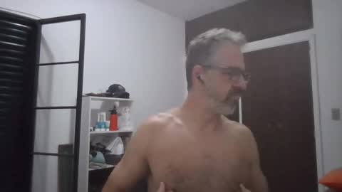 Big Uncle Jungle online show from 10.18.25