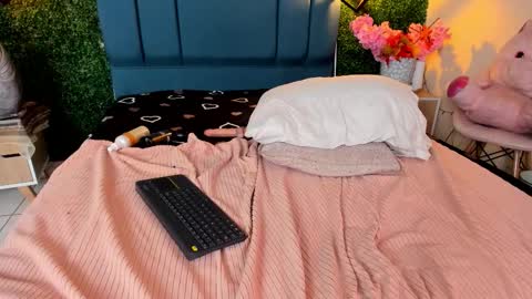 Raia online show from 02.15.26