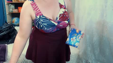 rainbowladyy online show from 12.31.24