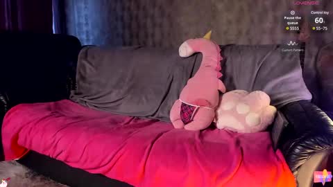 Snapshot of rainbowpony420 chatting on 02.08.25 Joline and Alexa online show from 02.08.25