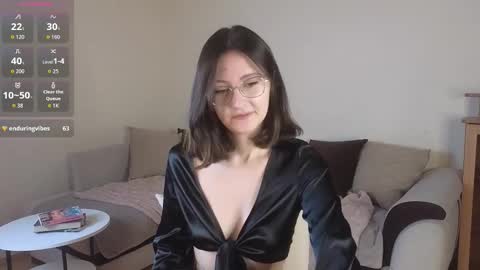 rainybella online show from 10.15.25