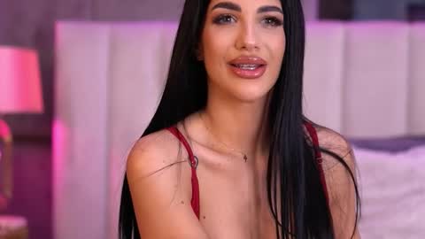 Raisa online show from 11.25.25