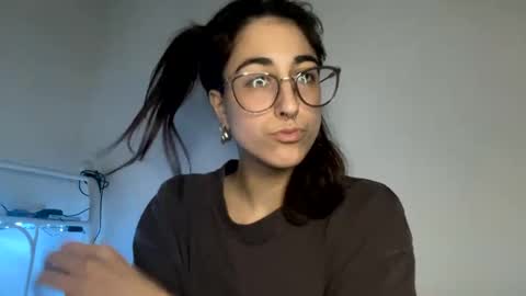 Snapshot of raiyvyn chatting on 02.04.25 Ray Ray online show from 02.04.25