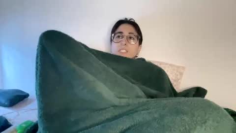 Snapshot of raiyvyn chatting on 02.05.25 Ray Ray online show from 02.05.25