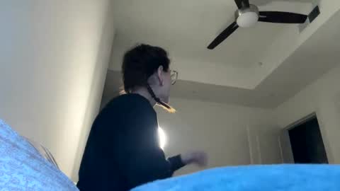 Snapshot of raiyvyn chatting on 02.06.25 Ray Ray online show from 02.06.25