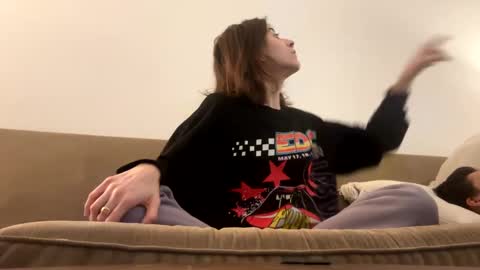 Snapshot of raiyvyn chatting on 02.10.25 Ray Ray online show from 02.10.25