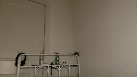 Snapshot of raiyvyn chatting on 02.25.25 Ray Ray online show from 02.25.25