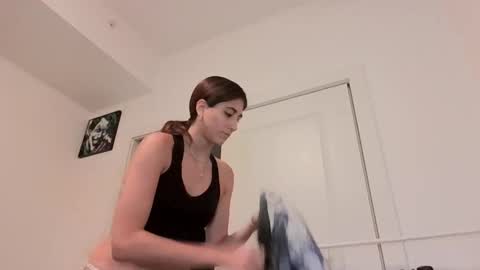 Snapshot of raiyvyn chatting on 09.11.25 Ray Ray online show from 09.11.25