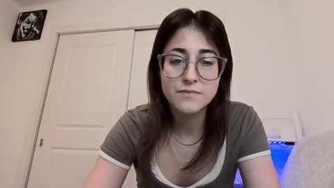 Snapshot of raiyvyn chatting on 01.09.26 Ray Ray online show from 01.09.26