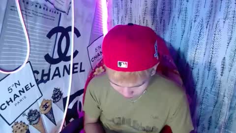 ralfhuge24 online show from 12.15.25