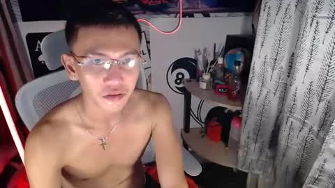 Snapshot of ralfhuge24 chatting on 02.27.26 ralfhuge24 online show from 02.27.26