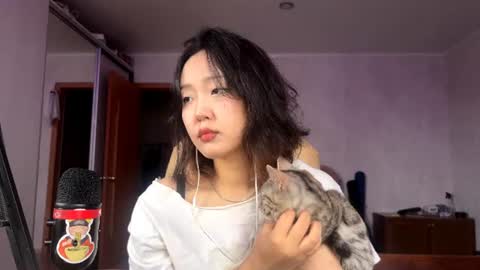 Ada Kim online show from 06.28.26