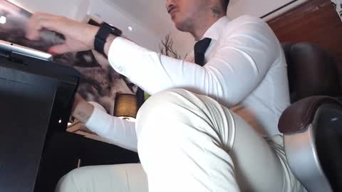 randylukehot online show from 01.15.25