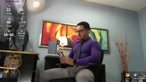 Snapshot of randylukehot chatting on 04.30.26 randylukehot online show from 04.30.26