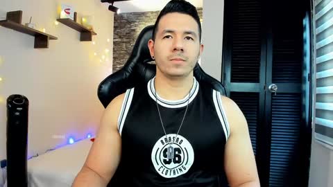 Jonas online show from 01.05.25