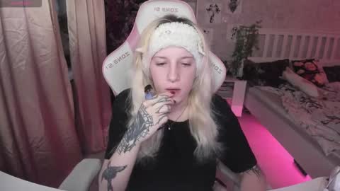 Rapunzel online show from 11.13.25